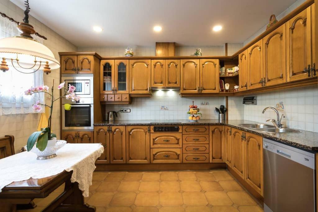Paquita Villa