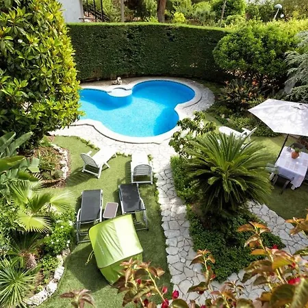 Villa Paquita Calella Exterior photo